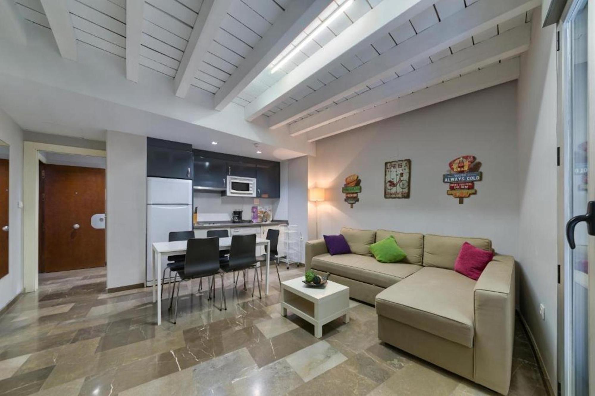 En Casco Historico Con Terraza Comunitaria Y Parking Opcional Apartamento